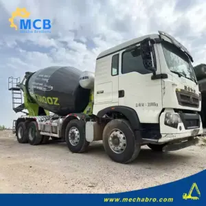 No. 250604P726, 2011  Zoomlion 10m³ Truck Mixer