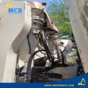 No. 240709P527, 2014 Zoomlion 52m concrete pump truck