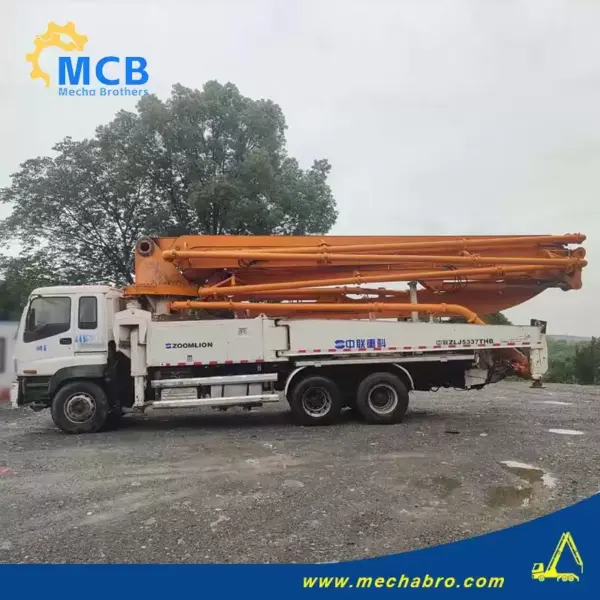 No. 240726P535, 2014 Zoomlion 47m concrete pump truck