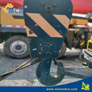 No. 240731C002, 2022 Sany 250E5-2 Truck Crance