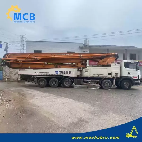 No. 240729P538, 2013 Zoomlion 60m concrete pump truck