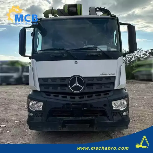 No. 240806P541, 2020 Zoomlion 59m concrete pump truck