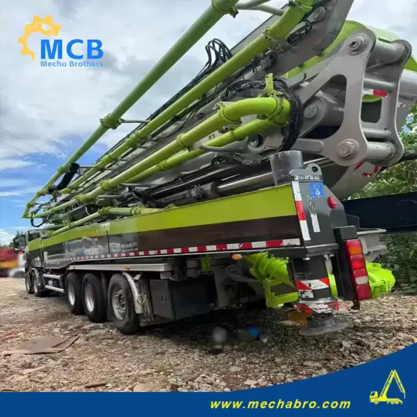 No. 240806P542, 2022 Zoomlion 70m concrete pump truck