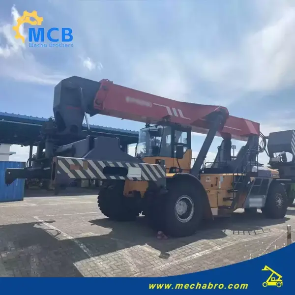 1723455428925991.jpg.webp No. 240809C001, 2015 Sany 45t Reach Stacker