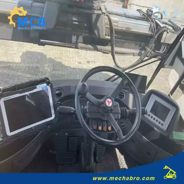 1723455429773270.jpg.webp No. 240809C001, 2015 Sany 45t Reach Stacker