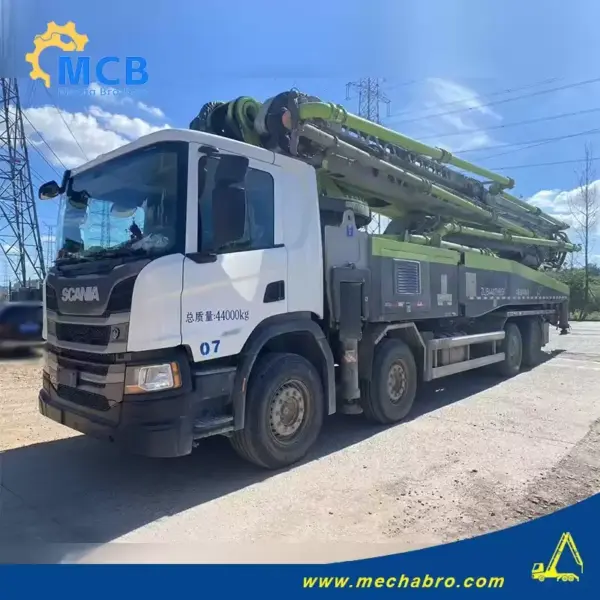 No. 240819P552, 2020 Zoomlion 59m concrete pump truck