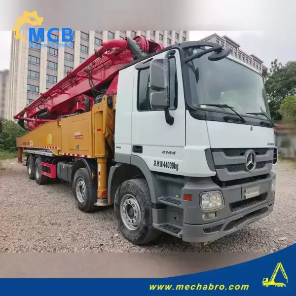 No. 240822P556, 2019 Sany 56m concrete pump truck