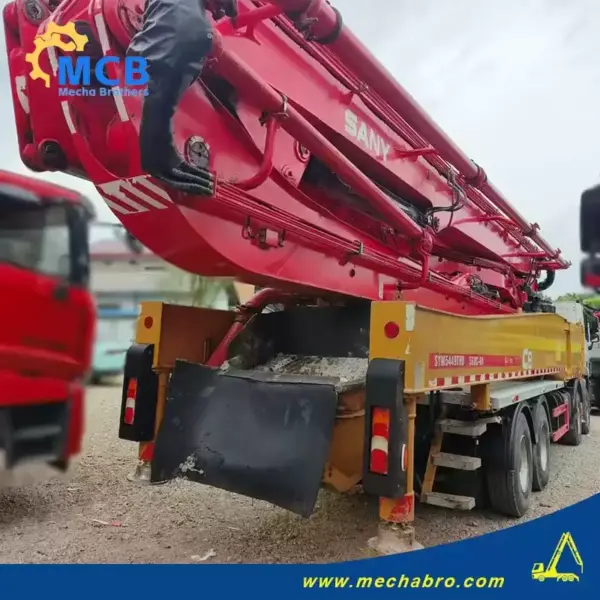 No. 240822P556, 2019 Sany 56m concrete pump truck