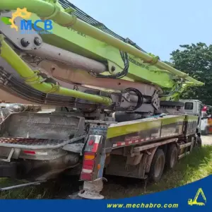 No. 240829P562, 2021 Zoomlion 50m concrete pump truck