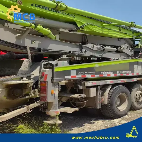 No. 240829P563, 2021 Zoomlion 40m concrete pump truck