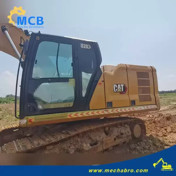 No. 240903E008, 2020 CAT 320 Excavator