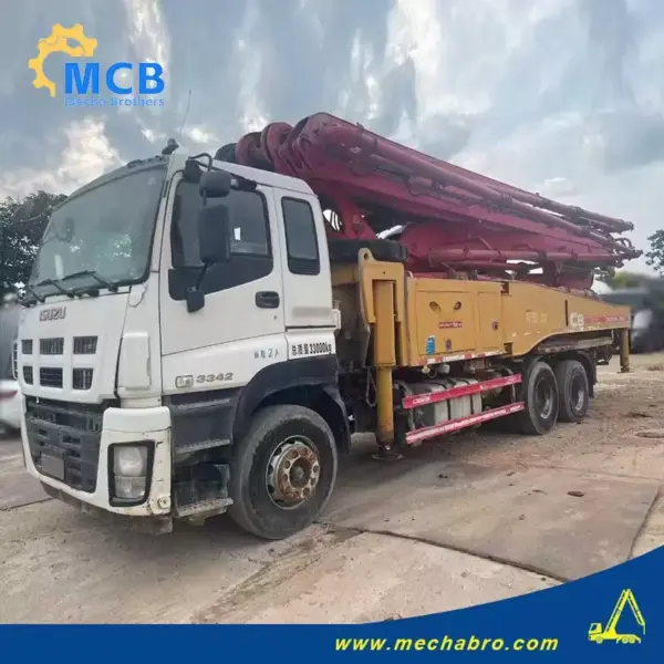 No. 240904P567, 2018 Sany 49m concrete pump truck