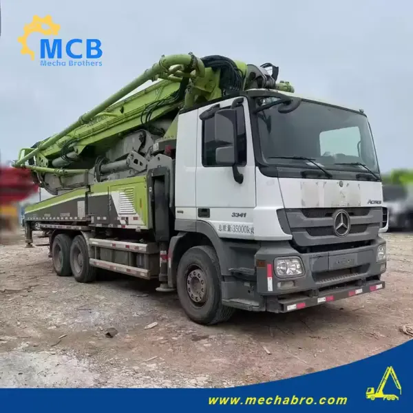 1726217006650528.jpg.webp No. 240913P572, 2019 Zoomlion 49m concrete pump truck