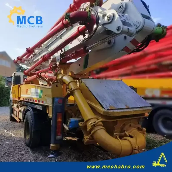 No. 240913P573, 2021 XCMG 37m concrete pump truck