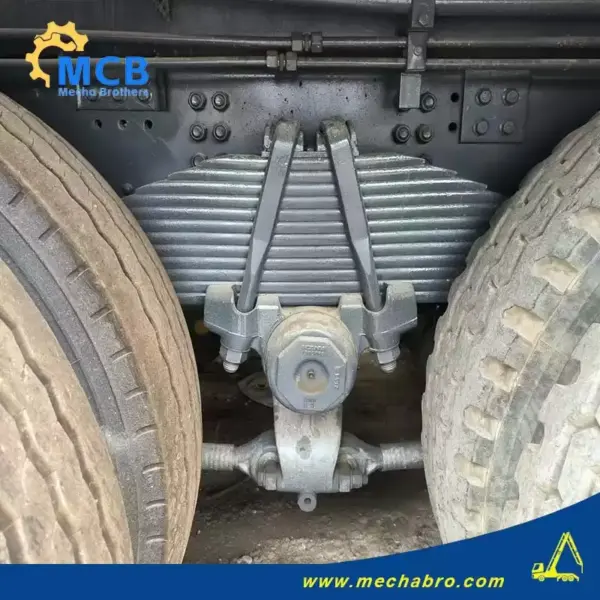 No.240920P581, 2013 Zoomlion 56m concrete pump truck