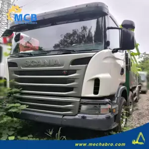 No. 240920P582, 2012 Zoomlion 63m concrete pump truck