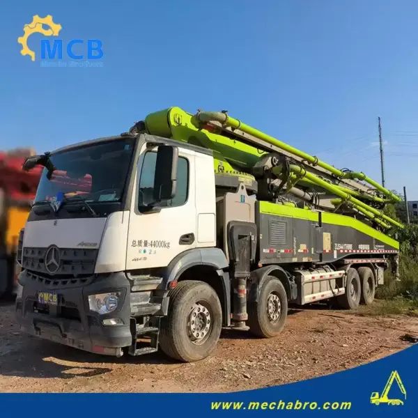 No. 240923P583, 2020 Zoomlion 63m concrete pump truck