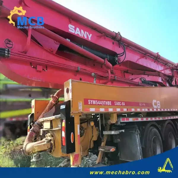 No. 240923P584, 2020 Sany 56m concrete pump truck