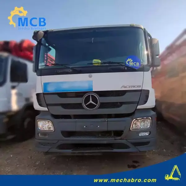 No. 240923P586, 2019 Sany 56m concrete pump truck