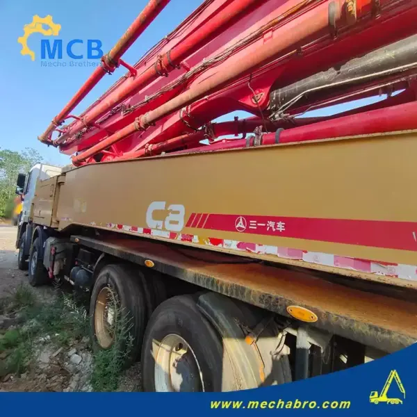 No. 240923P586, 2019 Sany 56m concrete pump truck