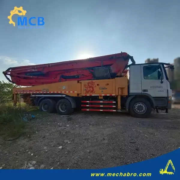 No. 241009P587, 2013 Sany 47m concrete pump truck