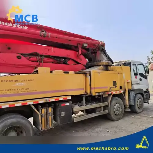 No. 241014P595, 2010 Putzmeister 46m concrete pump truck