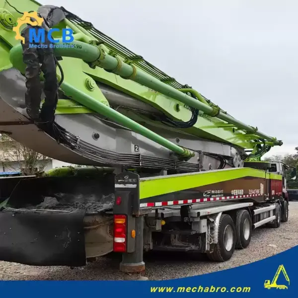 No. 241023P597, 2021 Zoomlion 56m concrete pump truck