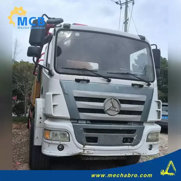 No. 241023P598, 2019 Sany 37m concrete pump truck