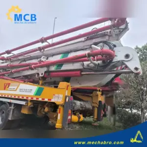 No. 241028P600, 2021 XCMG 62m concrete pump truck