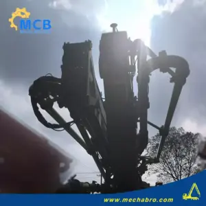 No. 241101P604, 2022 Zoomlion 38m concrete pump truck