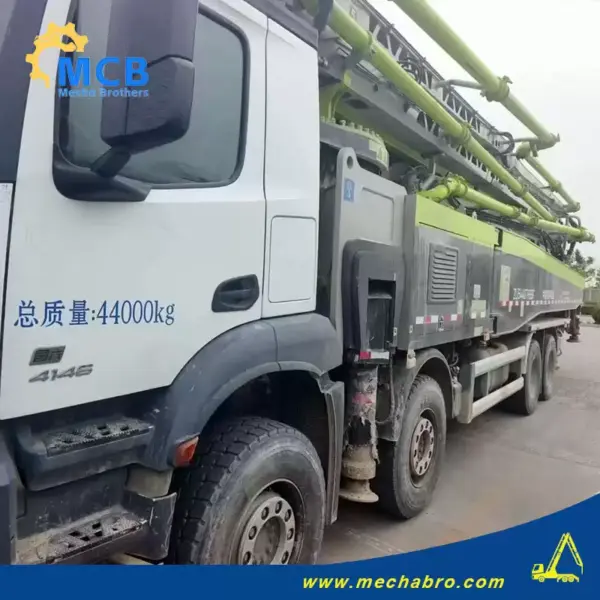 No. 241107P609, 2021 Zoomlion 62m concrete pump truck