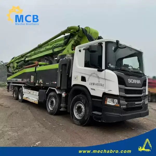 No. 241107P610, 2020 Zoomlion 63m concrete pump truck