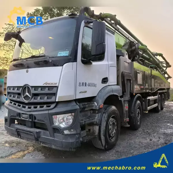 No. 241119P619, 2020 Zoomlion 63m Concrete Pump Truck