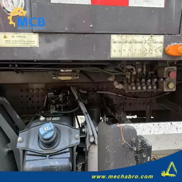 No. 241119P619, 2020 Zoomlion 63m Concrete Pump Truck