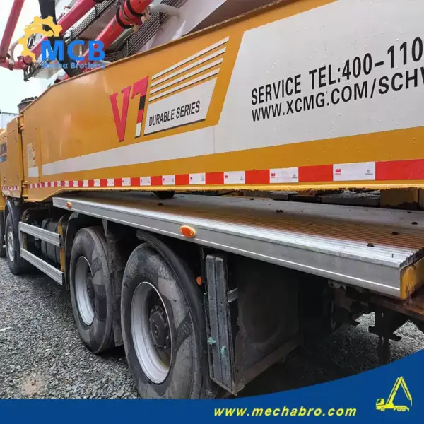 No. 241118P617, 2021 XCMG 62m Concrete Pump Truck