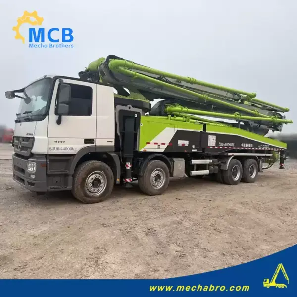 No. 241128P623, 2019 Zoomlion 56m Concrete Pump Truck