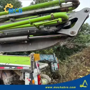 No. 241129P627, 2018 Zoomlion 56m Concrete Pump Truck