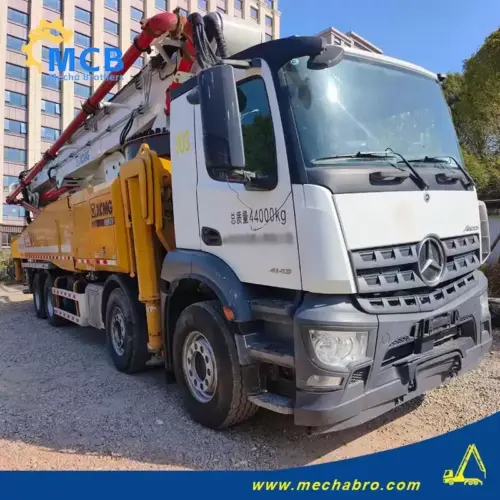 No. 241128P625, 2021 XCMG 62m Concrete Pump Truck