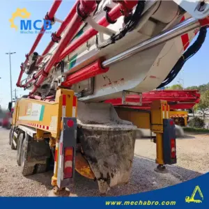 No. 241128P625, 2021 XCMG 62m Concrete Pump Truck