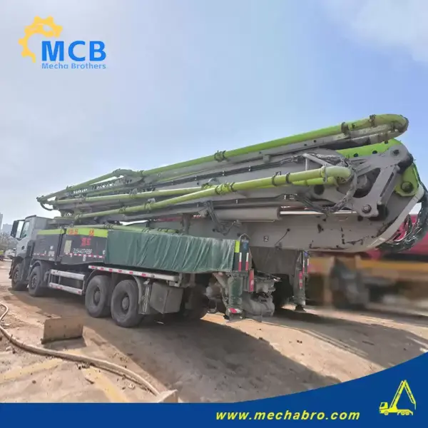 No. 241220P638, 2022 Zoomlion 62m Concrete Pump Truck
