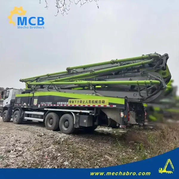 1737442329772356.jpg.webp No. 250108P654, 2020 Zoomlion 63m Concrete Pump Truck