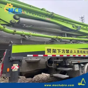 1737442331895461.jpg.webp No. 250108P654, 2020 Zoomlion 63m Concrete Pump Truck