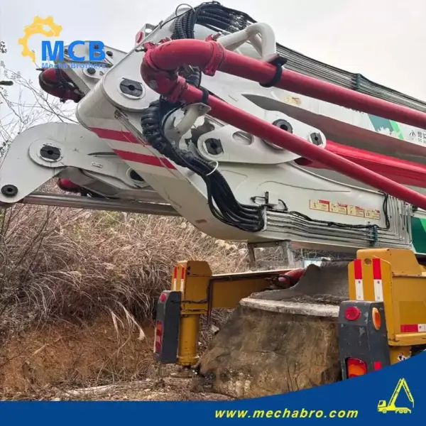 No. 250108P656, 2021 XCMG 62m Concrete Pump Truck