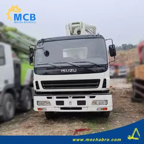 No. 250213P666, 2010 Zoomlion 37m concrete pump truck