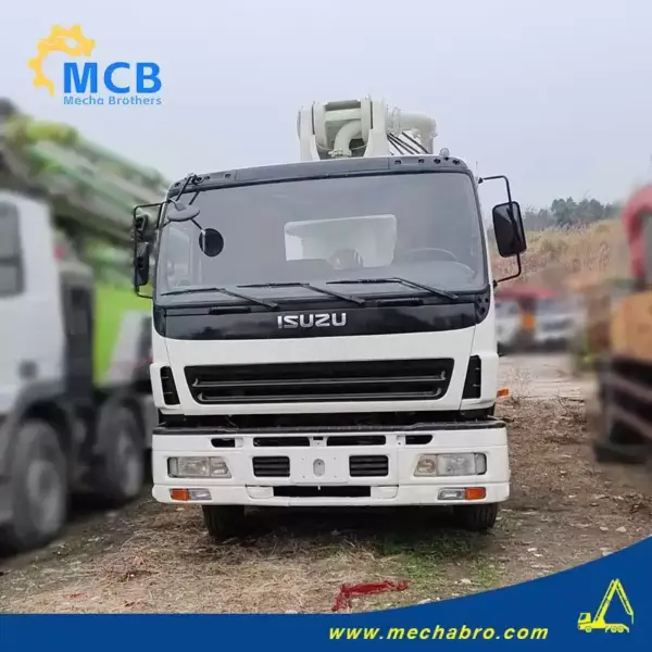 No. 250213P666, 2010 Zoomlion 37m concrete pump truck