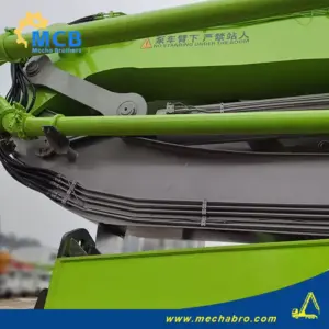 No. 250214P668, 2013 Zoomlion 52m Concrete Pump Truck