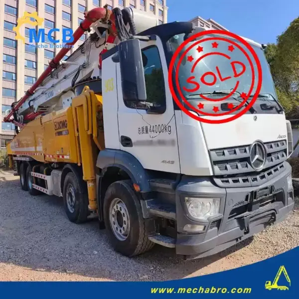 No. 250307P676, 2021 Zoomlion 52m Concrete Pump Truck