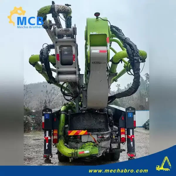 No. 250226P672 2021 Zoomlion 59m Concrete Pump Truck