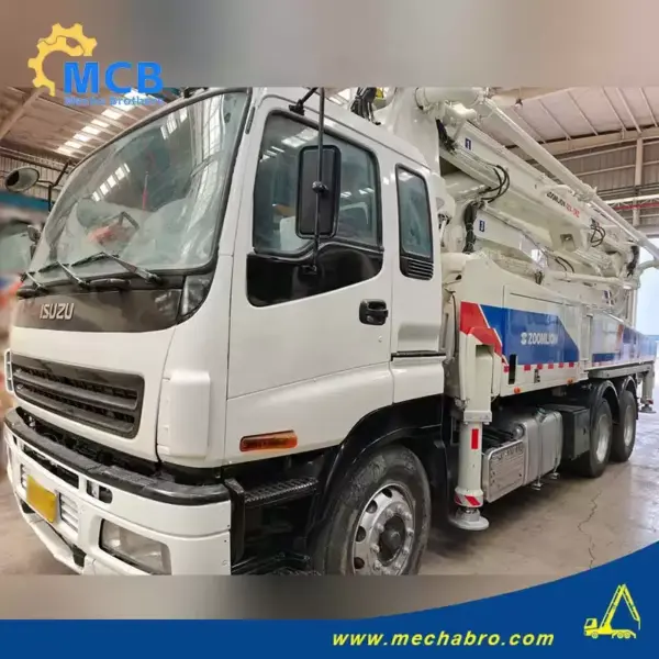 No. 250228P673, 2012 Zoomlion 40m Concrete Pump Truck