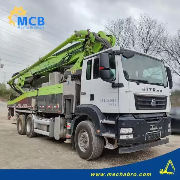 No. 250303P674, 2021 Zoomlion 52m Concrete Pump Truck